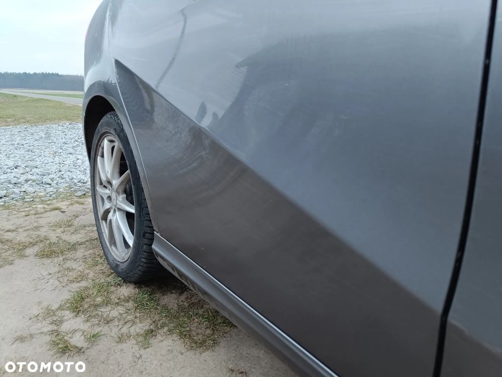 Mercedes-Benz Klasa B 220 4-Matic - 4