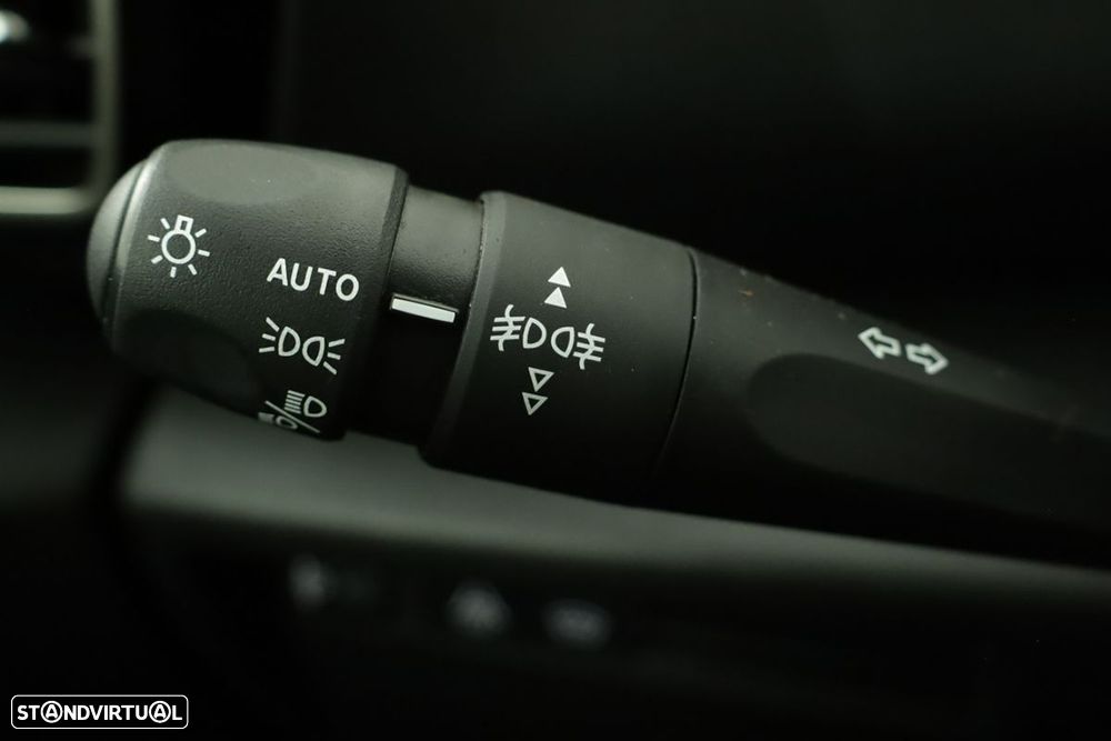 Citroën C4 1.2 PureTech Plus EAT8 - 17