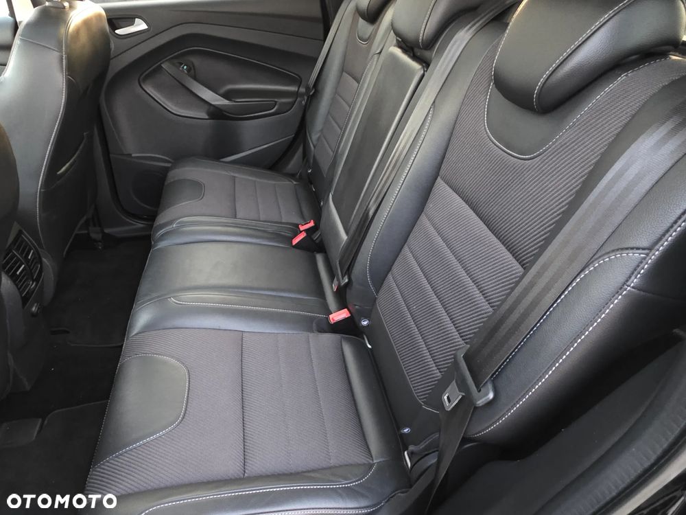 Ford Kuga 2.0 TDCi 4x4 Titanium - 14