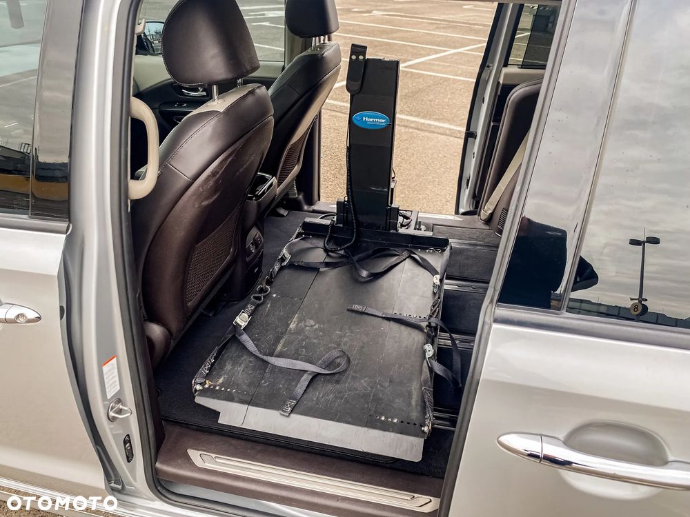 Chrysler Pacifica - 11