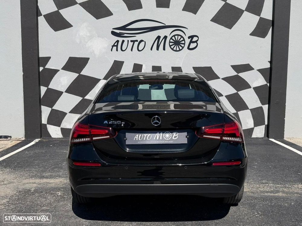 Mercedes-Benz A 250 e 8G-DCT - 10