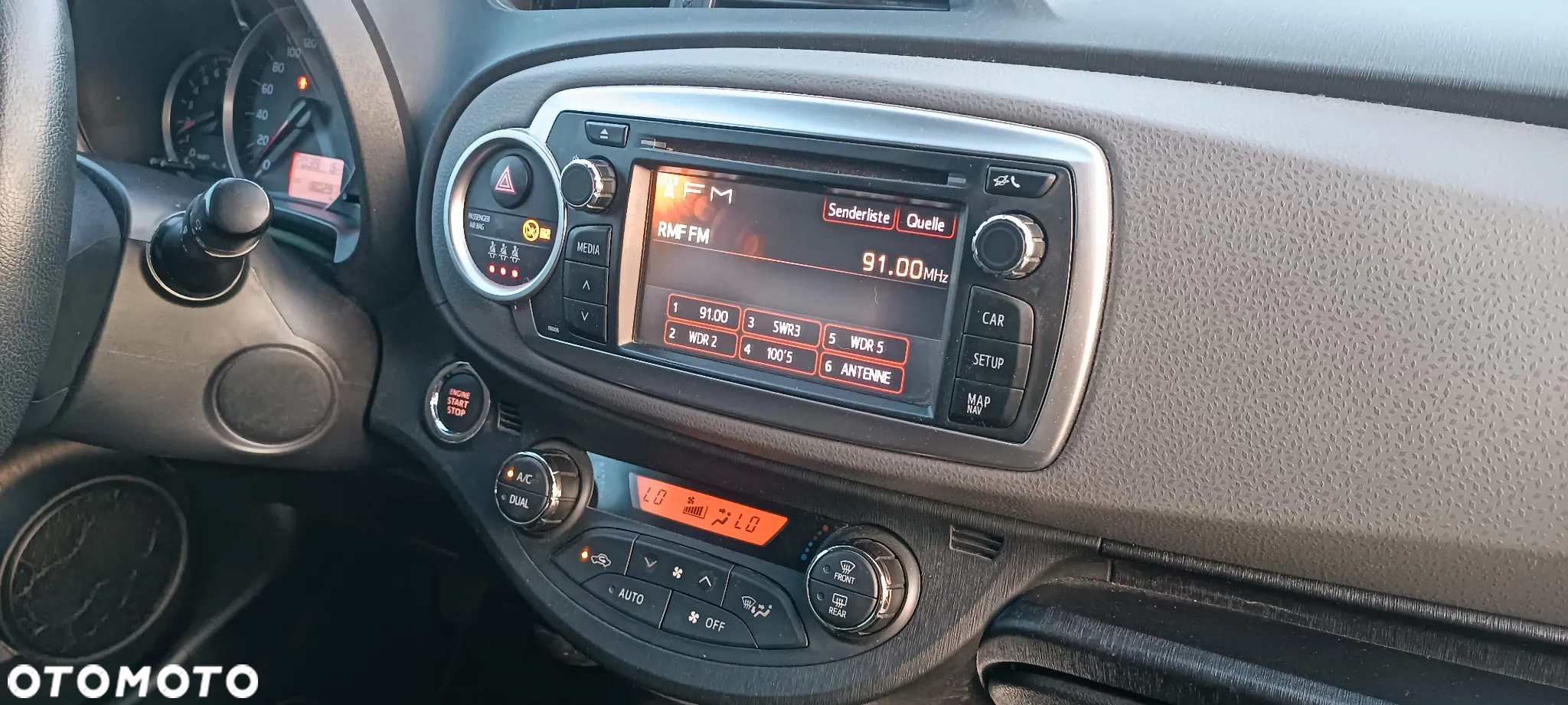 Toyota Yaris - 15