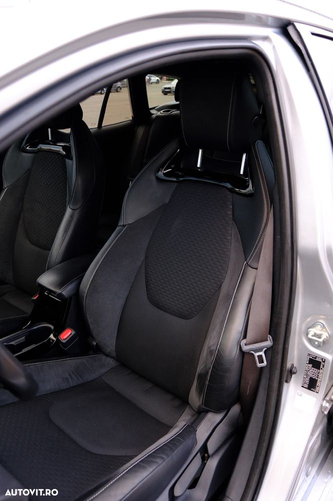 Toyota Corolla 1.8 Business Edition - 6