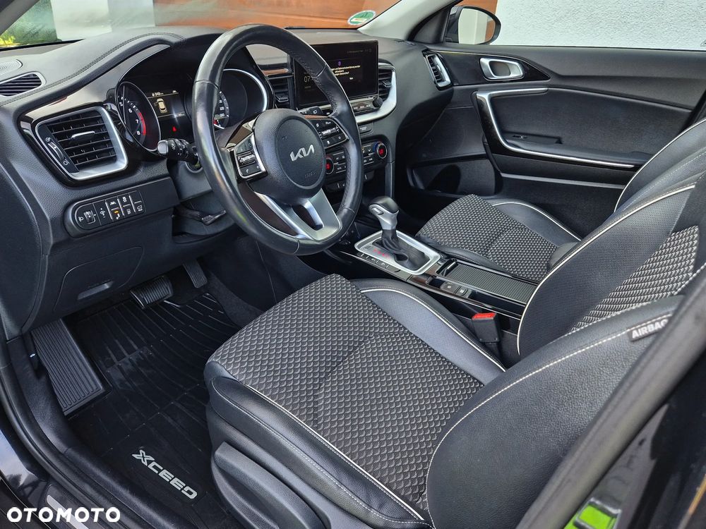Kia XCeed - 19