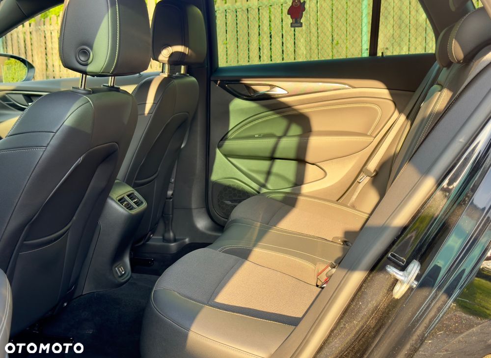 Opel Insignia CT 2.0 CDTI Exclusive S&S - 18