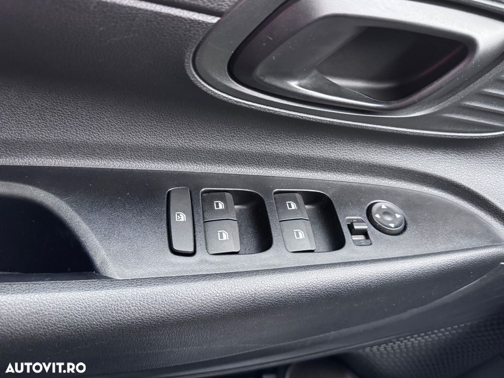 Hyundai i20 1.2 L 84CP 5DR Comfort - 23