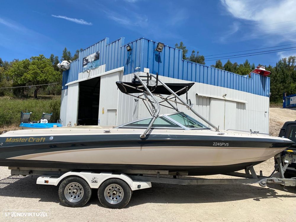 Mastercraft Maristar 225 - 2