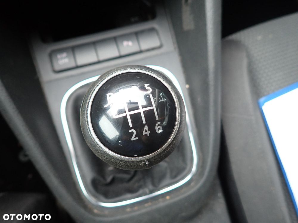 CZĘŚCI - Vw Golf VI 6 1,4 TSI 122KM CAXA HB 5D 6B MCB lakier LB9A 2009r. INDEX - 10276 - 12