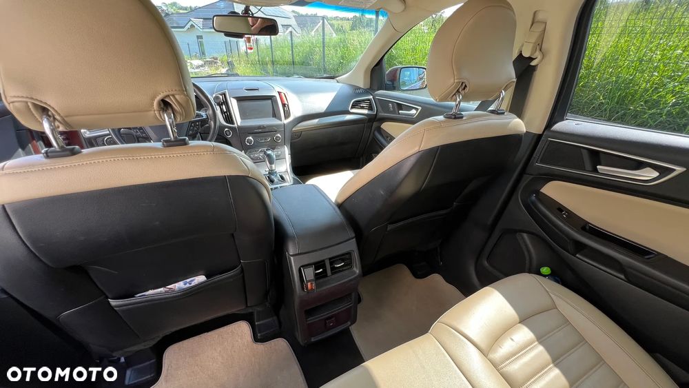 Ford Edge - 18