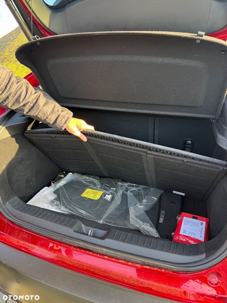 Mazda CX-30 2.0 mHEV Hikari 2WD - 29