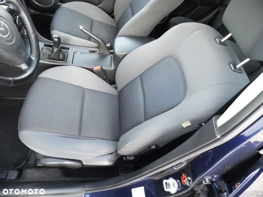 Mazda 3 1.6 Sport Active - 13