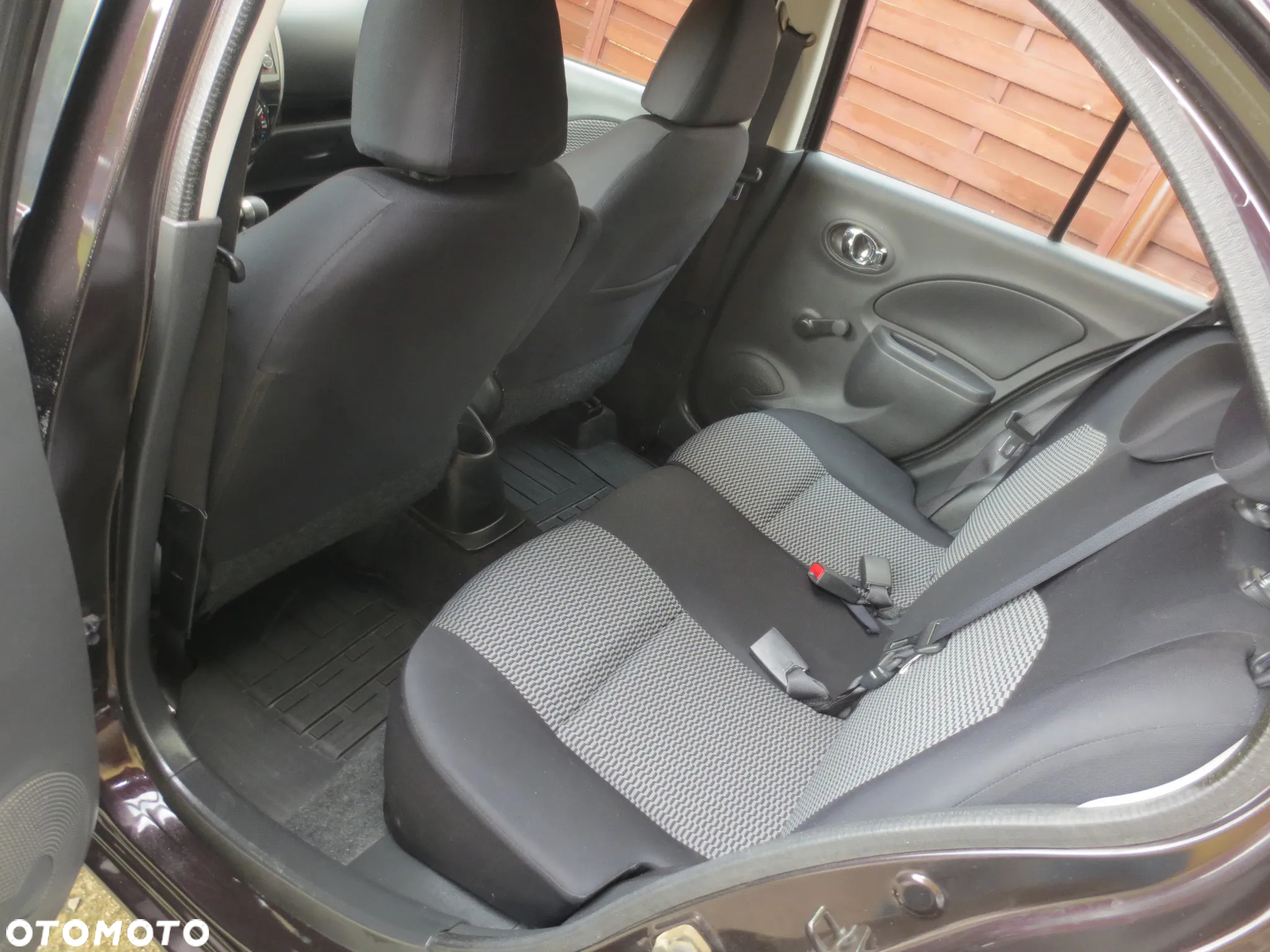 Nissan Micra 1.2 Acenta CVT EU6 - 8