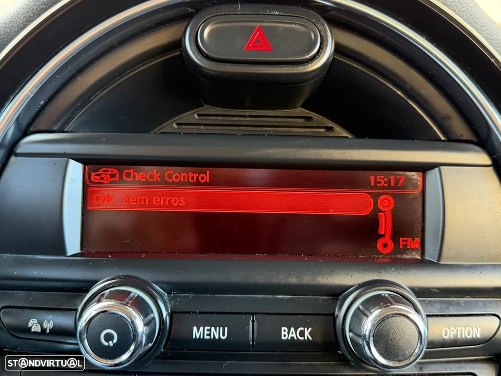 MINI 3 Portas One D - 23