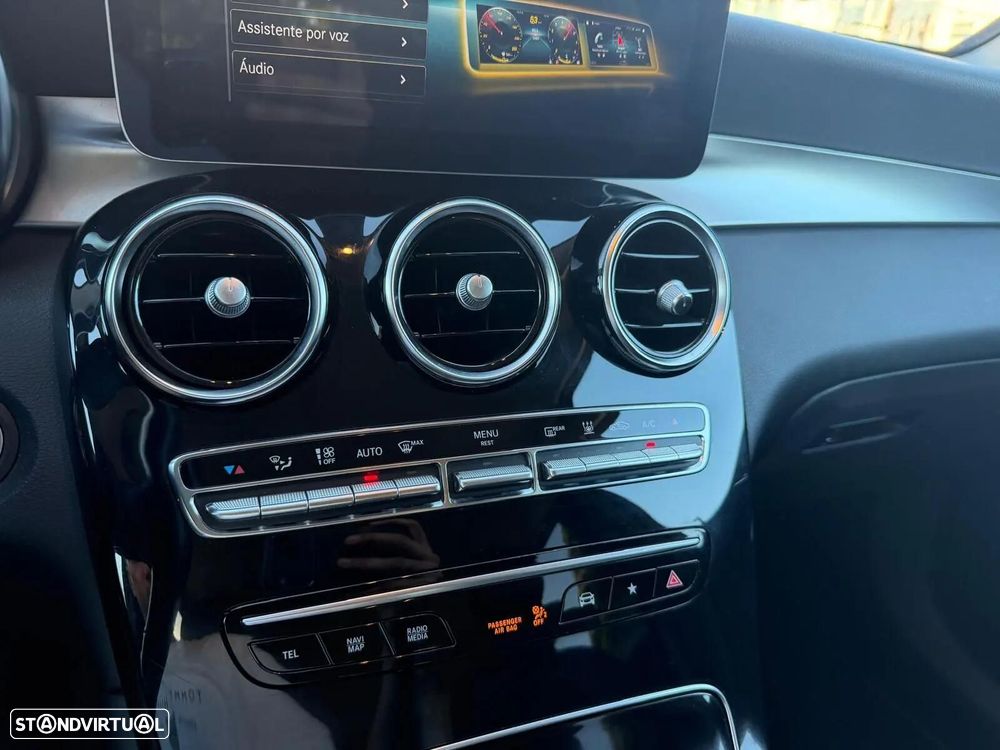 Mercedes-Benz GLC 300 de Coupe 4Matic 9G-TRONIC Exclusive - 39