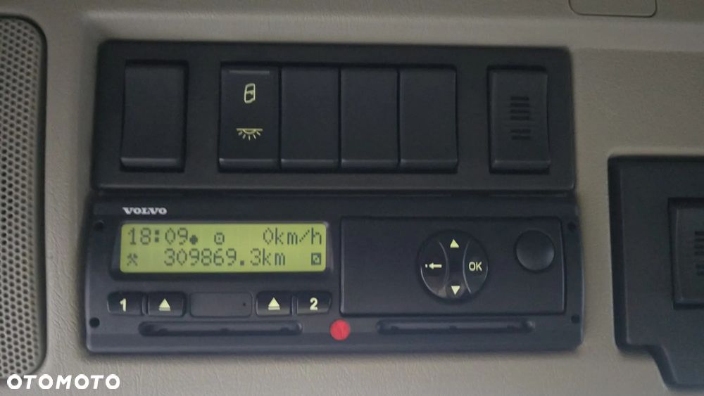 Volvo FM 370 Euro 6 6x2 długa 9.3m 22 palety! super stan! niski przebieg! świeży import! - 19