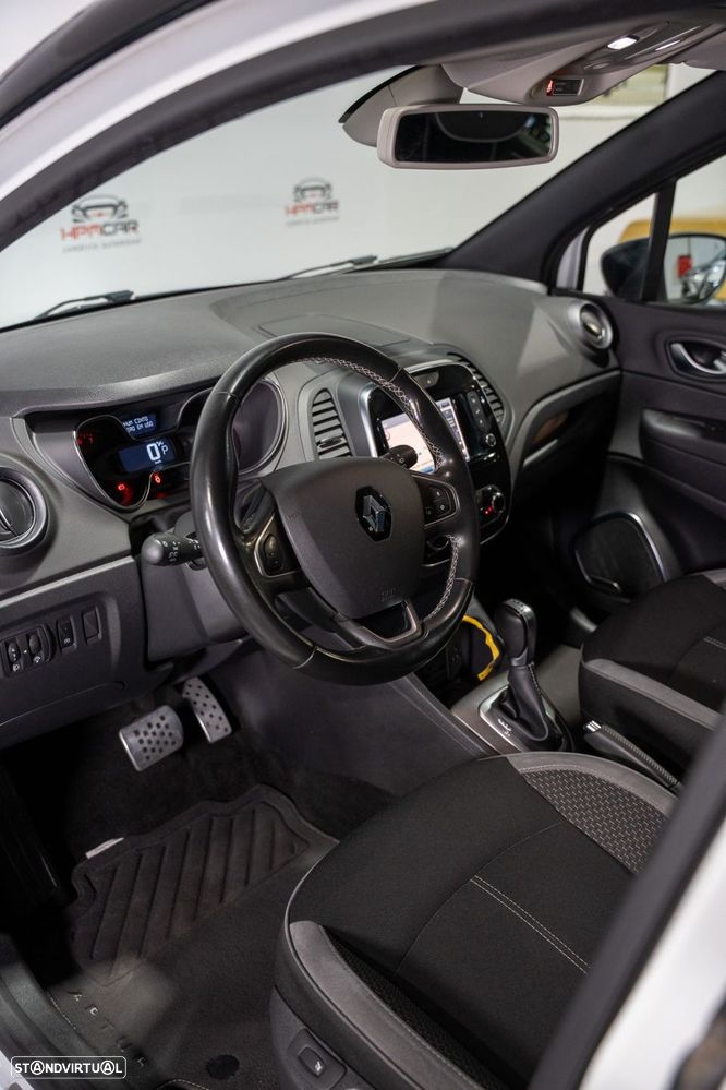 Renault Captur 1.2 TCe Exclusive EDC - 24
