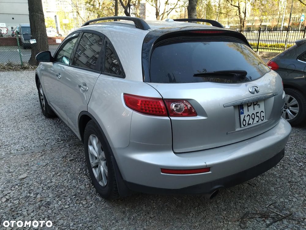 Infiniti FX - 2