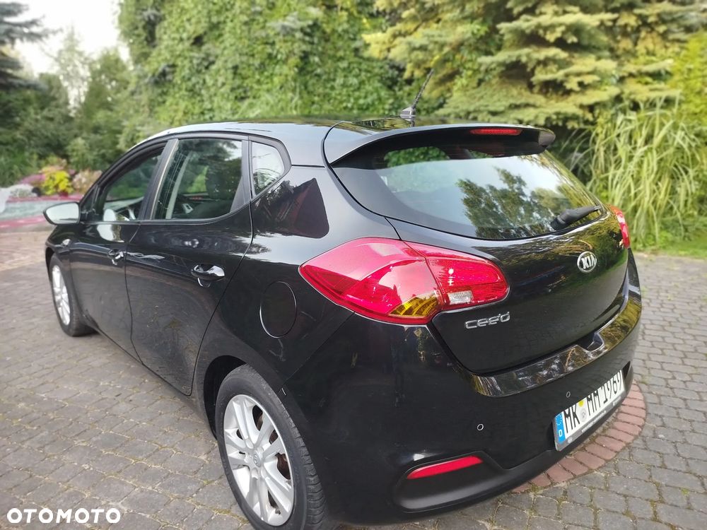 Kia Ceed - 6