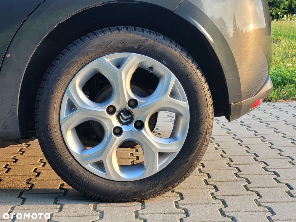 Citroën C3 1.2 e-VTi Exclusive ETG - 32