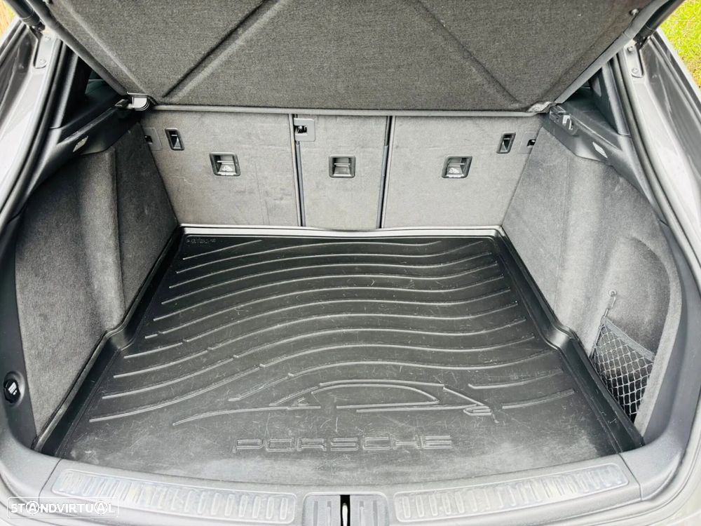 Porsche Macan S - 56