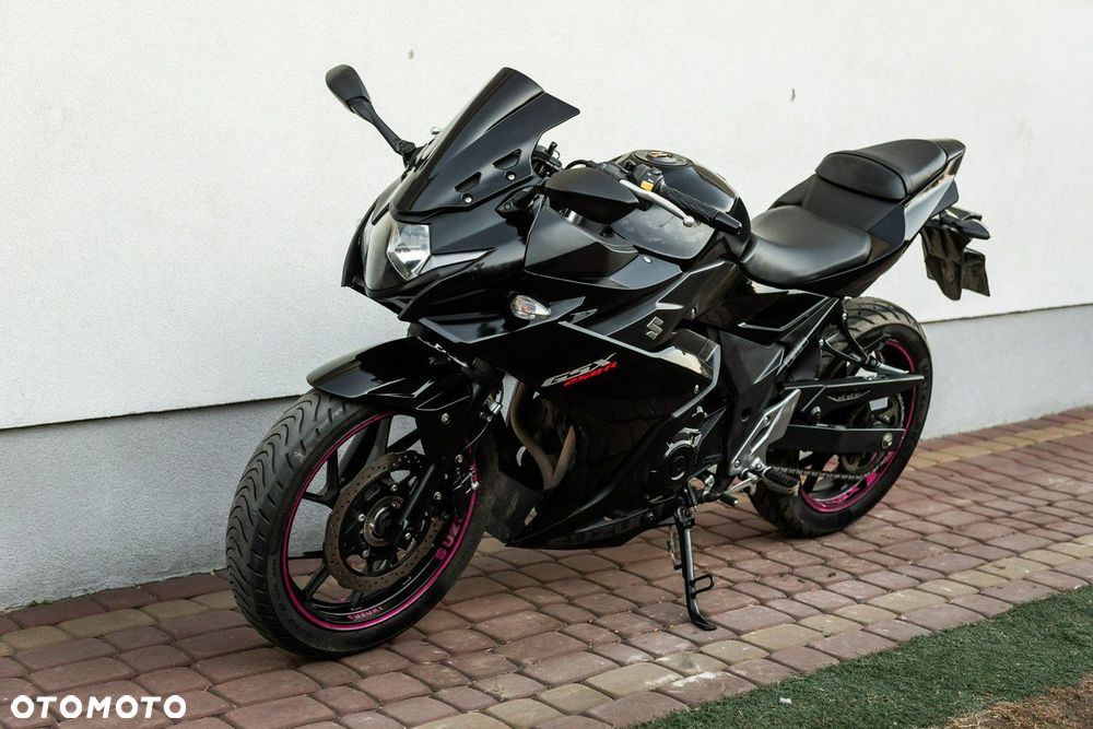 Suzuki GSX-R - 7