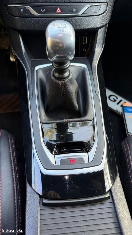 Peugeot 308 SW 1.6 BlueHDi GT Line - 32