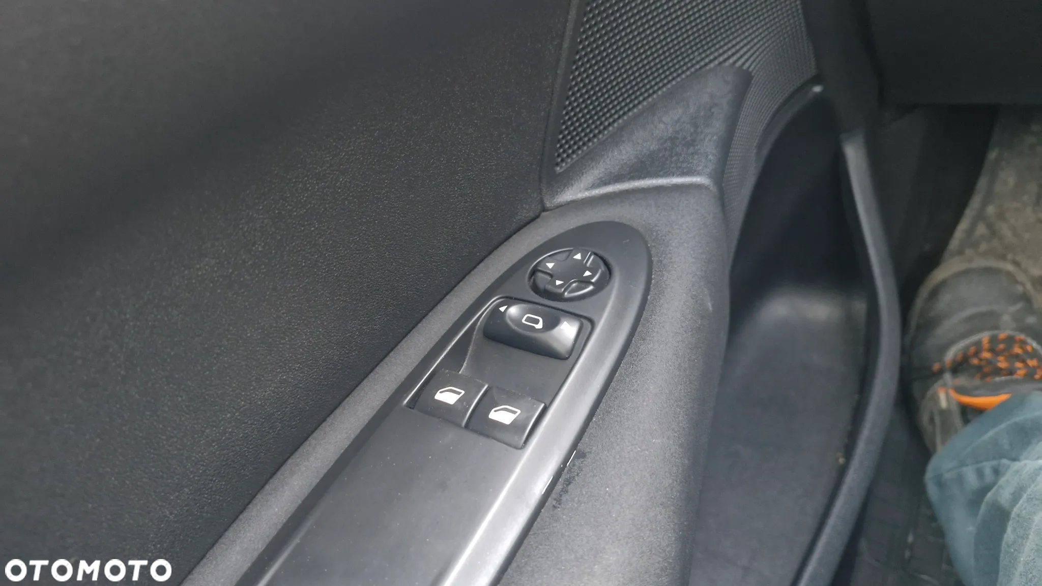 Citroën C4 HDi 90 Business Class - 20