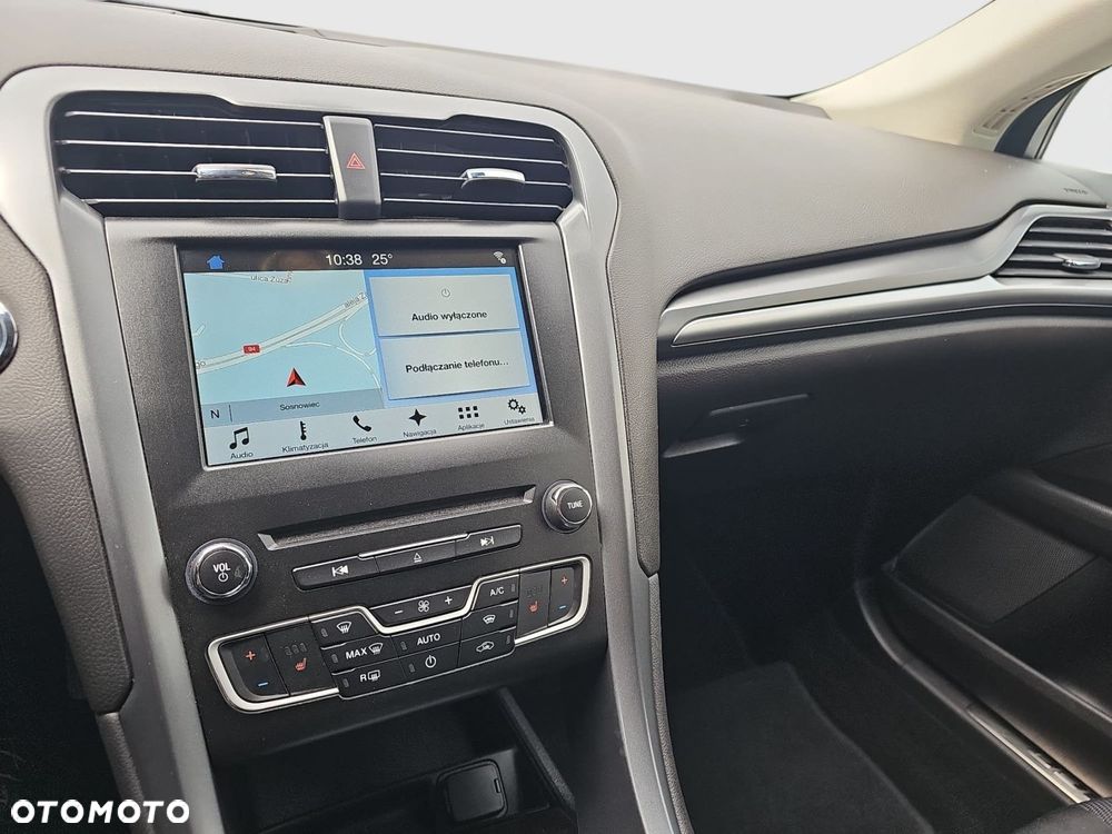 Ford Mondeo - 22