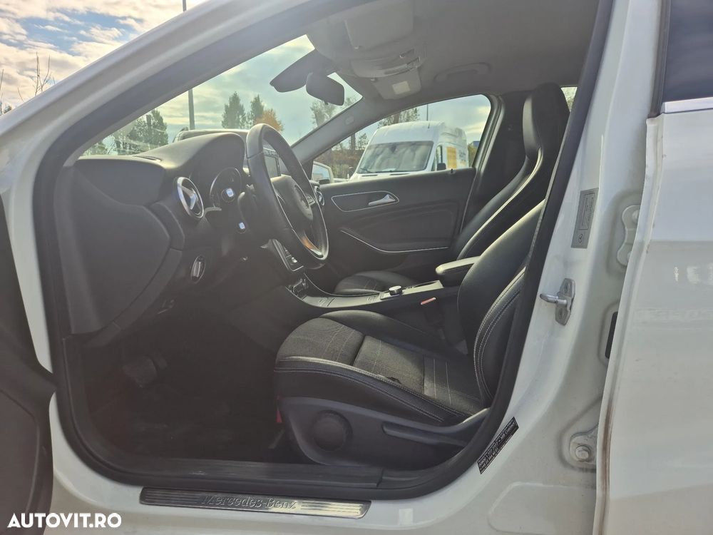 Mercedes-Benz A 180 (BlueEFFICIENCY) 7G-DCT - 10