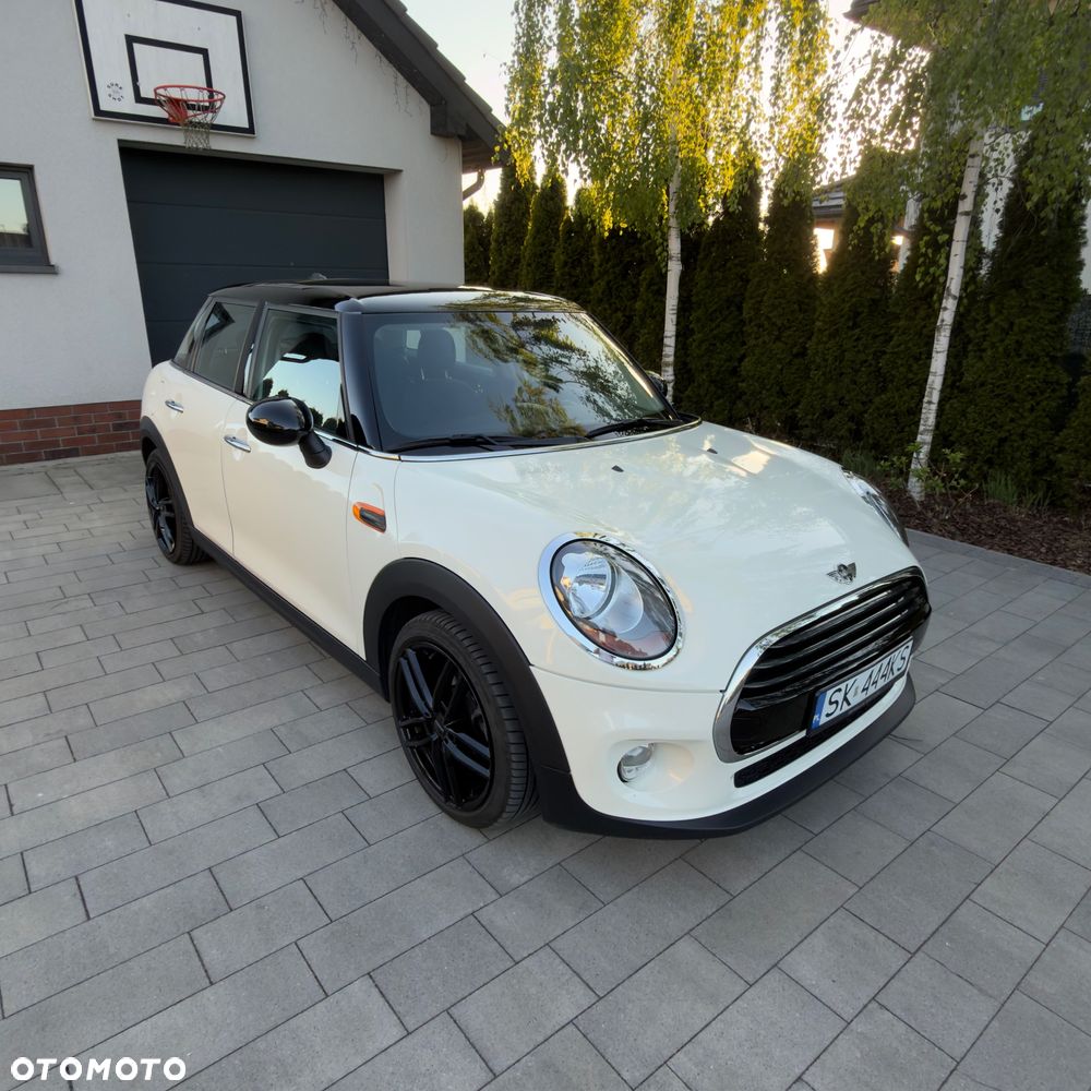 MINI Cooper Standard - 8
