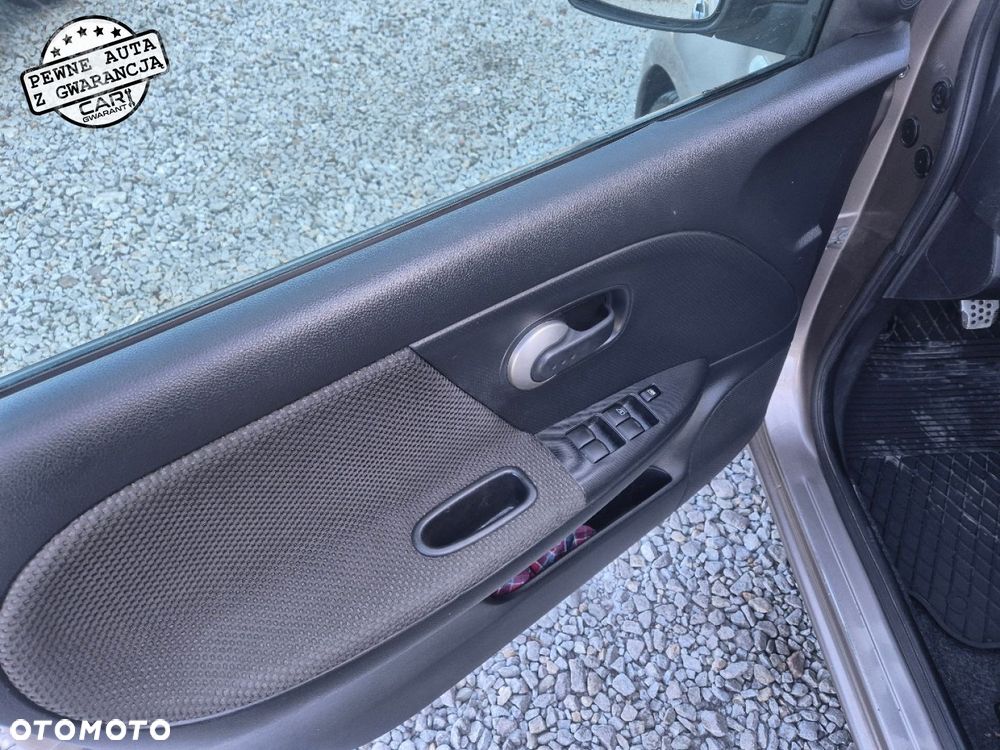Nissan Note - 10