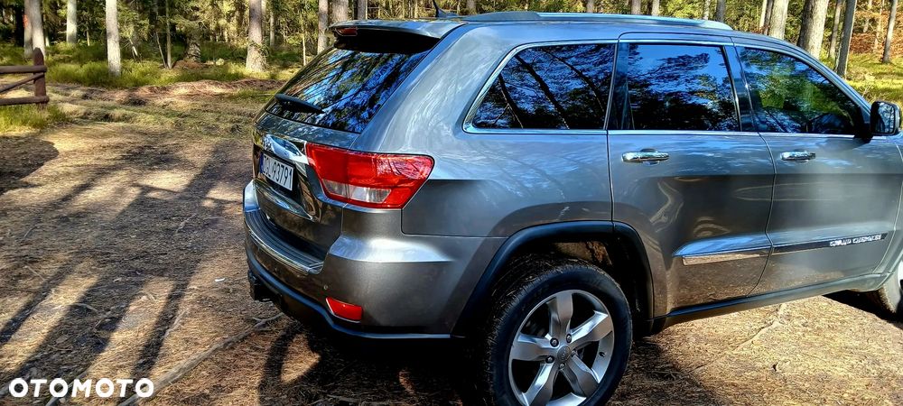 Jeep Grand Cherokee - 27