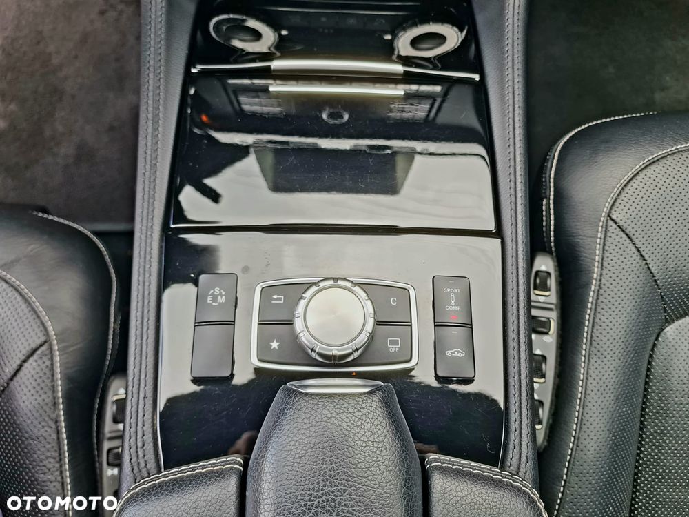 Mercedes-Benz CLS 500 4Matic BlueEFFICIENCY 7G-TR Edition 1 - 24