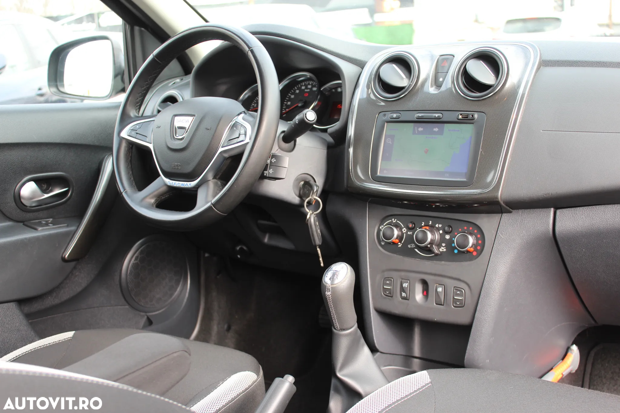 Dacia Logan Stepway MCV 0.9 TCe Prestige - 16