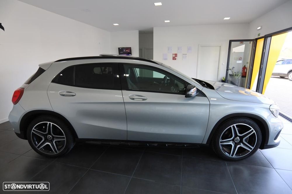 Mercedes-Benz GLA 220 d AMG Line - 6