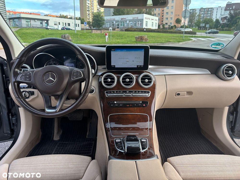 Mercedes-Benz Klasa C 250 7G-TRONIC - 13
