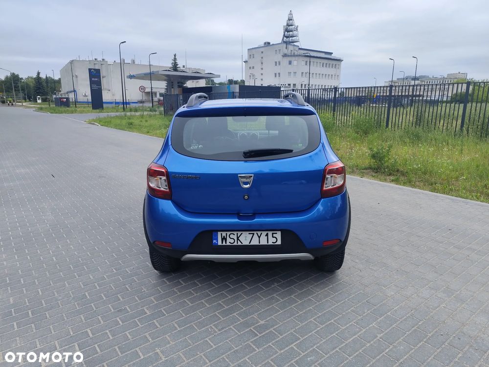 Dacia Sandero Stepway 0.9 TCe Laureate - 4