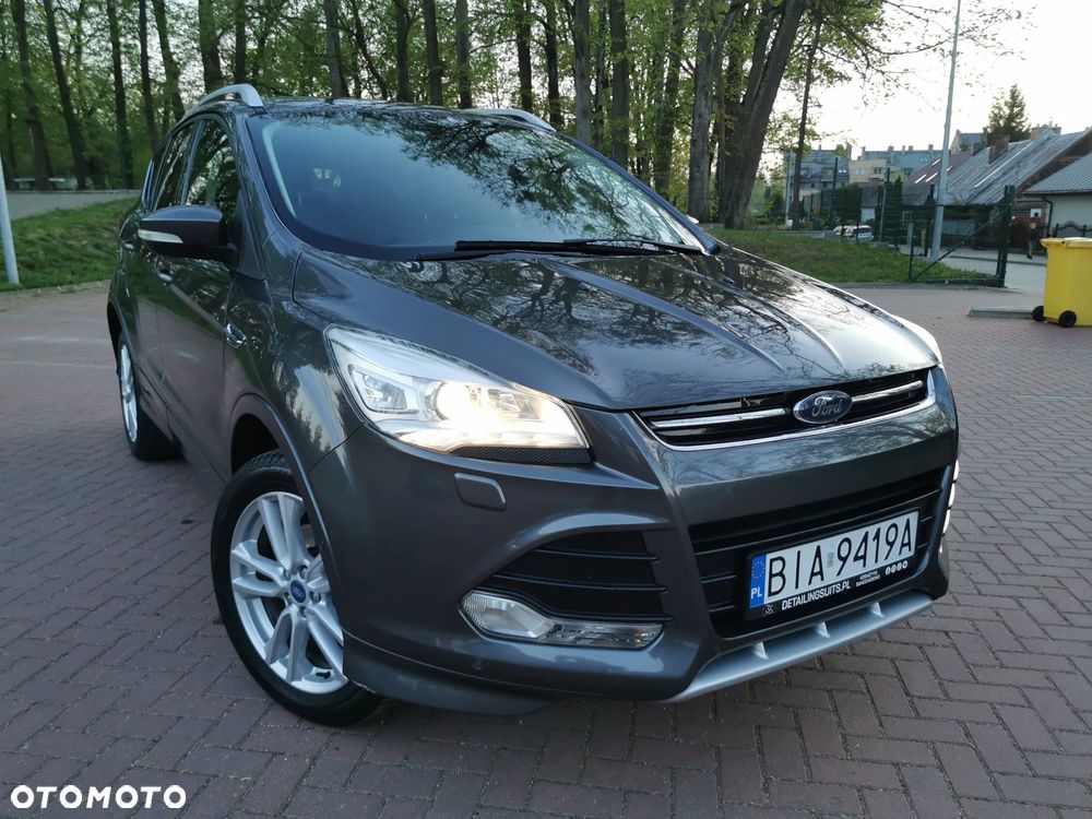Ford Kuga 1.5 EcoBoost 2x4 Titanium - 20