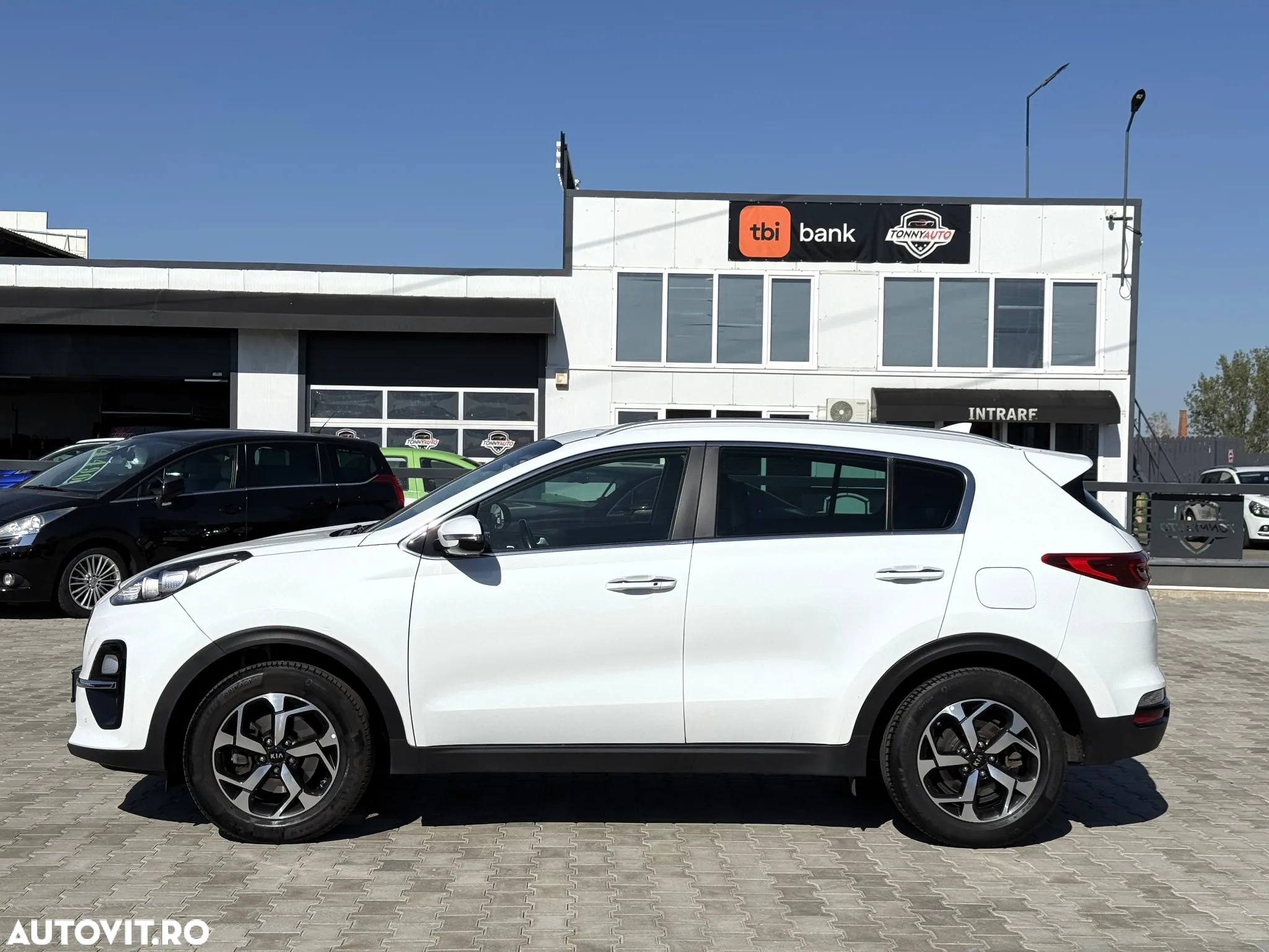 Kia Sportage 1.6 DSL MHEV 7DCT HP 4x2 Business Line - 4