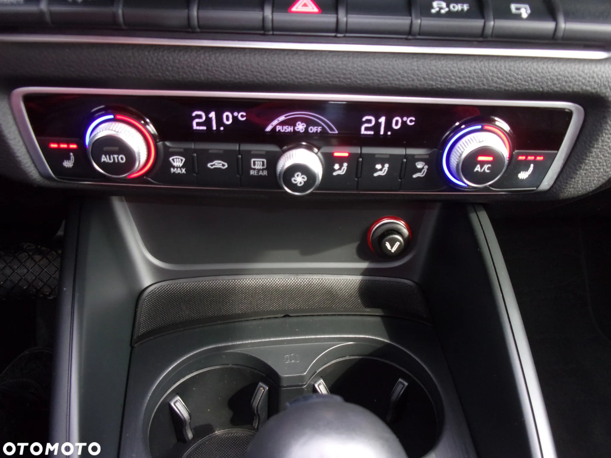 Audi A3 1.4 TFSI CoD Sport S tronic - 24