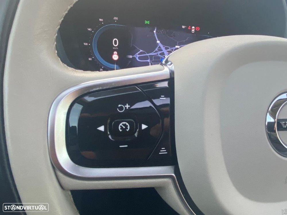 Volvo XC 60 2.0 T6 PHEV Plus Bright - 27