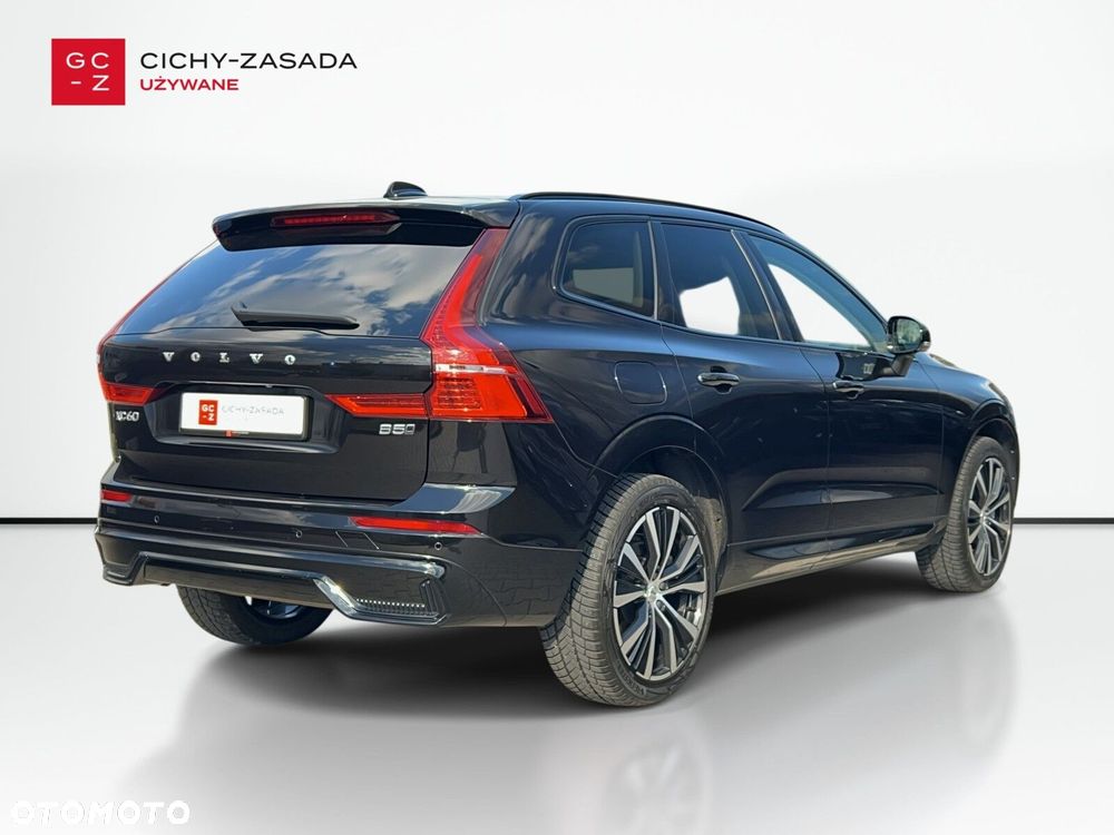 Volvo XC 60 B5 B AWD Plus Dark - 6