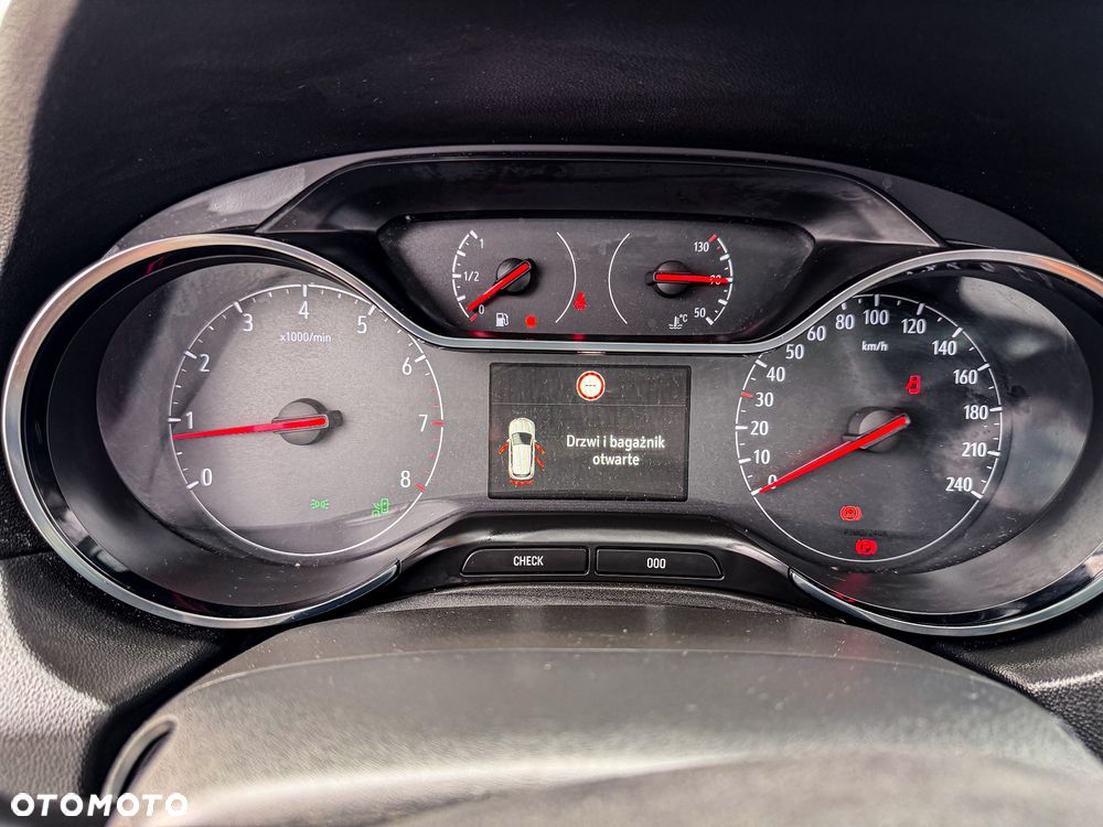 Opel Grandland X 1.2 Start/Stop Business Elegance - 34