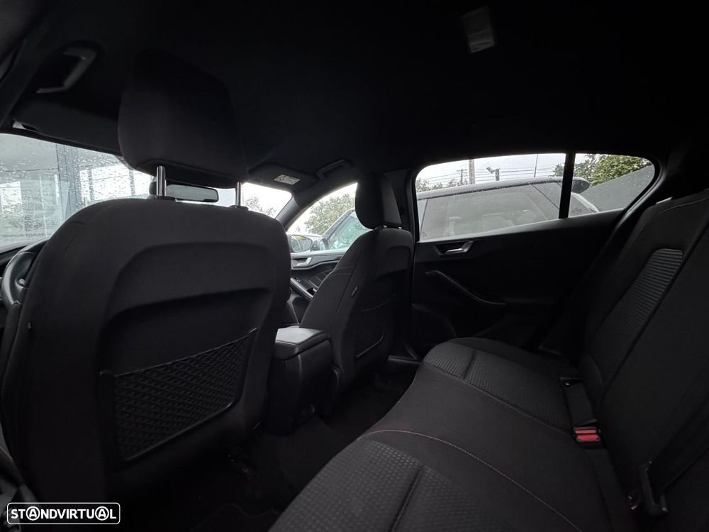 Ford Focus 1.0 EcoBoost MHEV ST-Line - 5