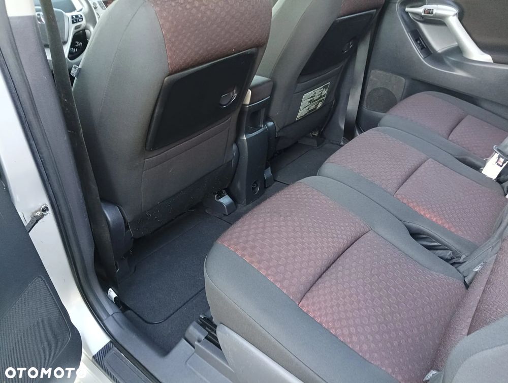 Toyota Verso 1.8 7-Sitzer Comfort - 12