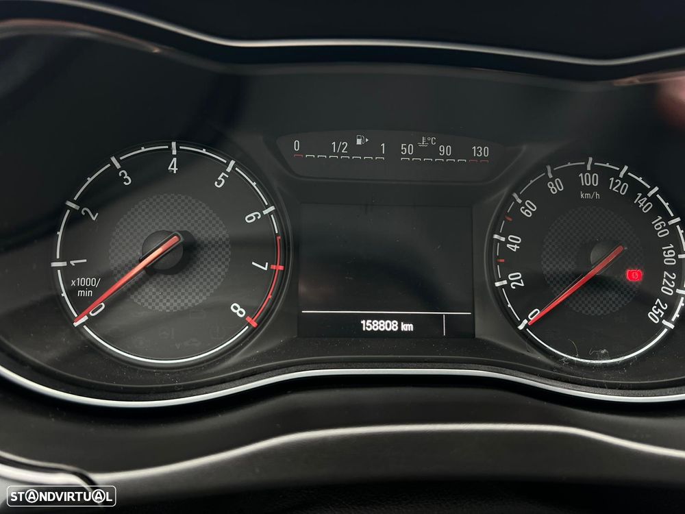 Opel Corsa 1.4 Turbo S&S Color Edition - 12