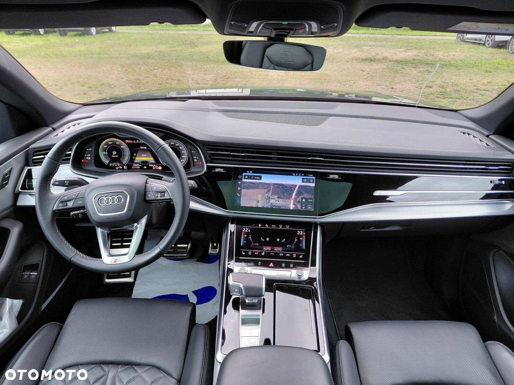 Audi Q8 - 9