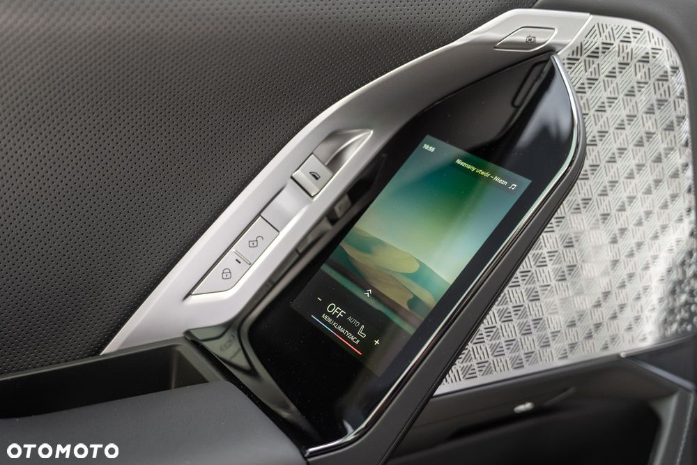 BMW Seria 7 740d xDrive mHEV Nero Lusso Edition sport - 34