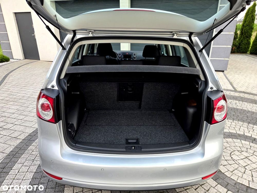 Volkswagen Golf Plus - 32