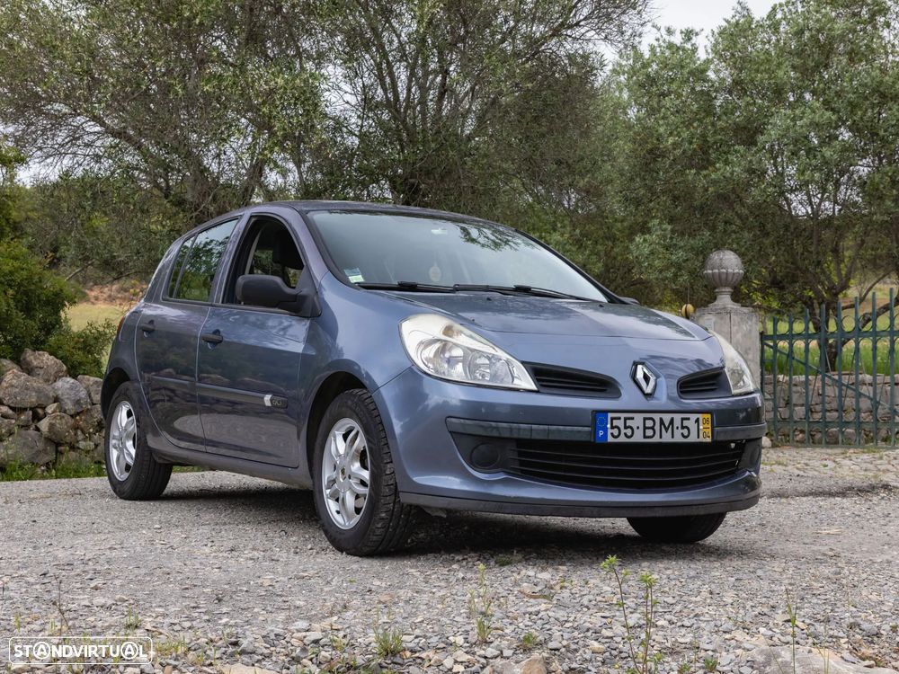 Renault Clio - 7